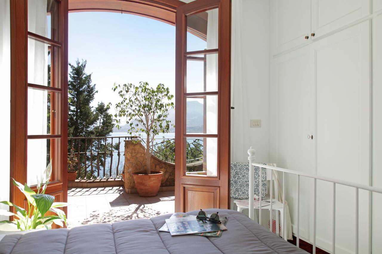 Bed and Breakfast Residenza Terrazze Sul Mare à Santa Flavia Extérieur photo