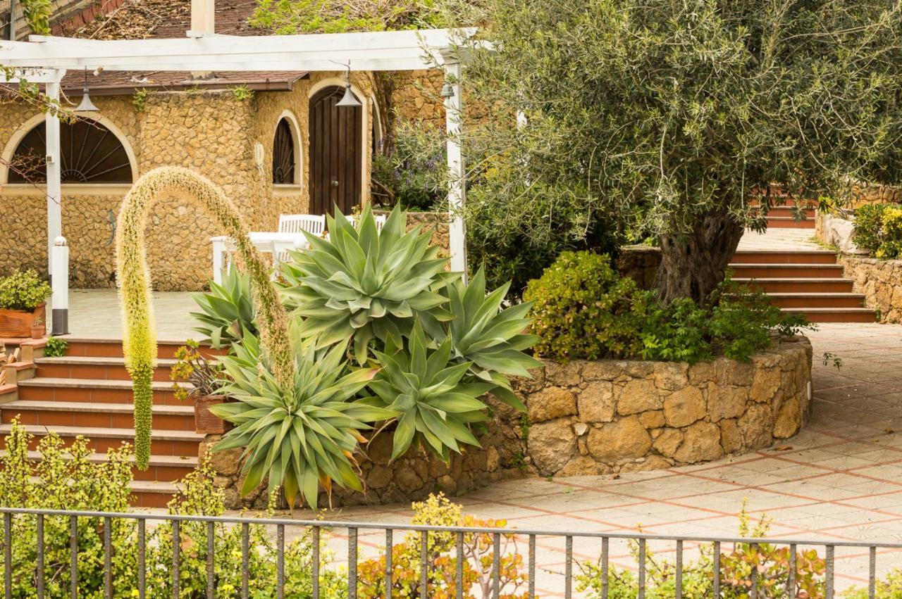 Bed and Breakfast Residenza Terrazze Sul Mare à Santa Flavia Extérieur photo